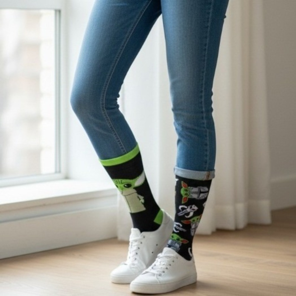 Star Wars The Mandalorian Grogu Baby Yoda Crew Socks Black‎ Green Men New